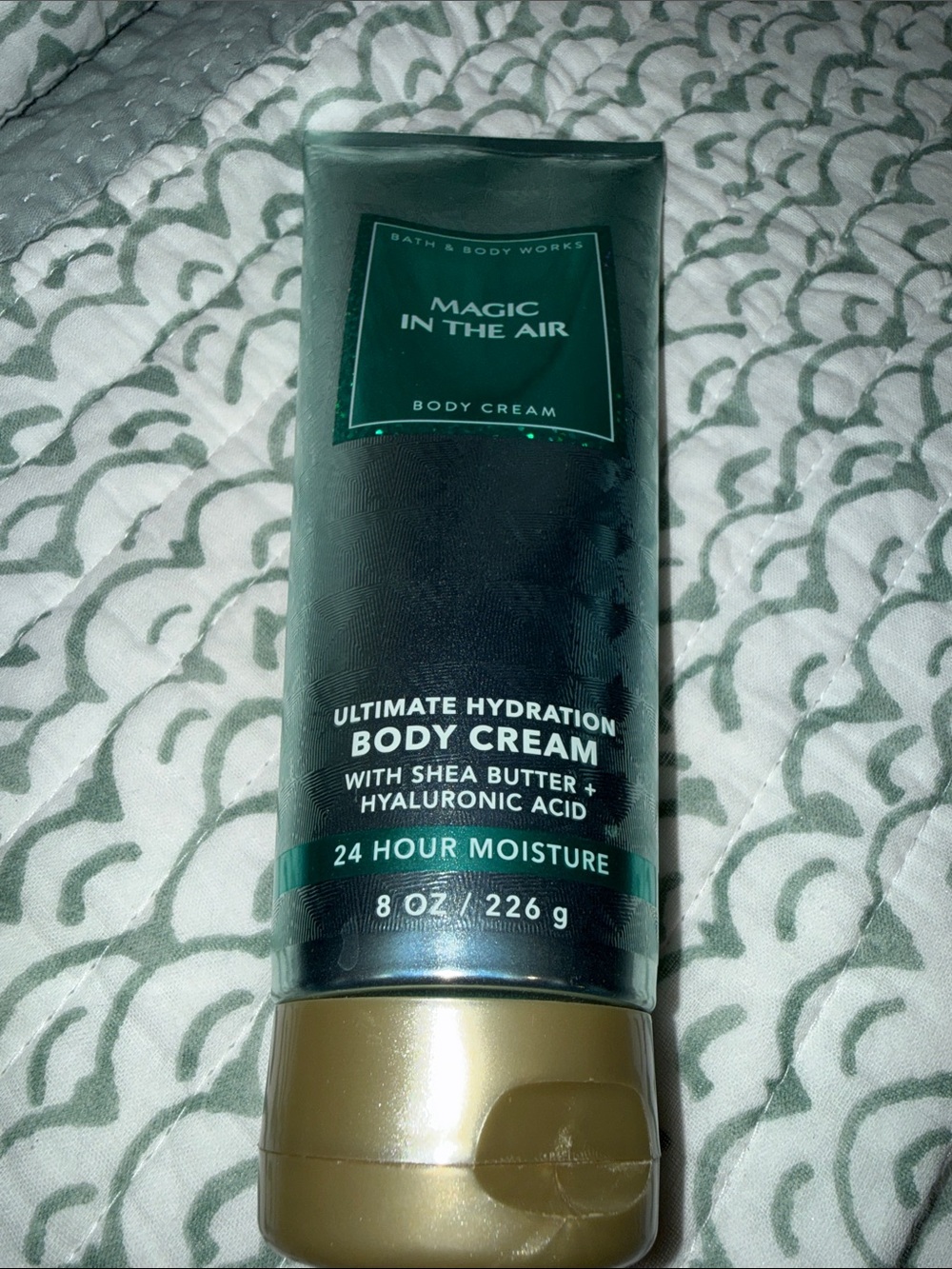 Bath & Body Works Magic In The Air Body Cream - Aqua & Gold